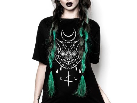 Bat Face Tee - Alt Goth Unisex T-Shirt Grunge Aesthetic Witchy Top Vegan Clothing Cool Fun Gifts Cheap